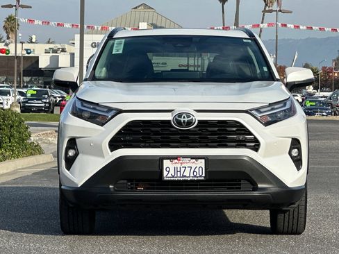 Used 2023 Toyota RAV4 XLE Premium image 10