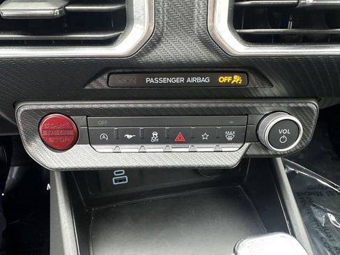 Certified 2025 Ford Mustang Premium image 23