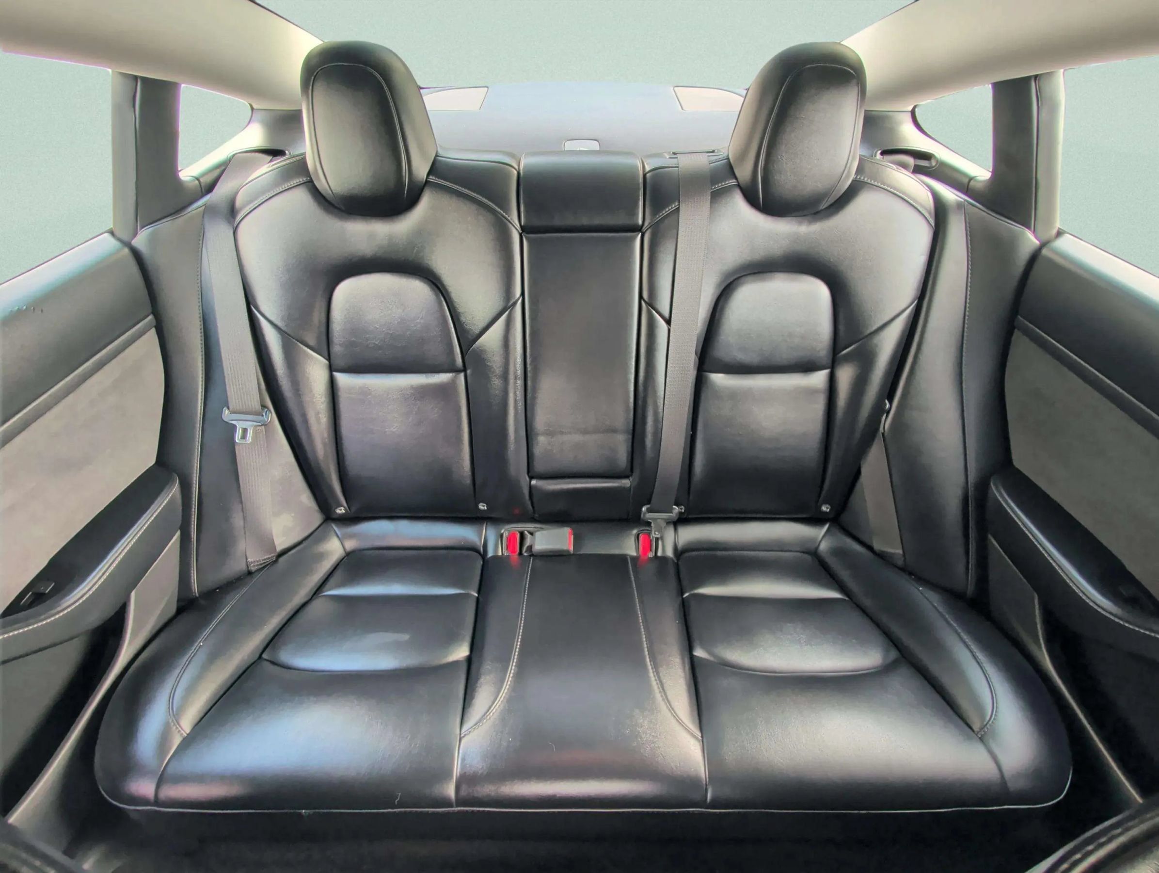 Used 2022 Tesla Model 3 Standard Range RWD image 30