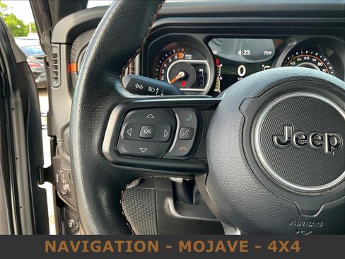 Used 2024 Jeep Gladiator Mojave w/ Convenience Group AWD/4WD image 12