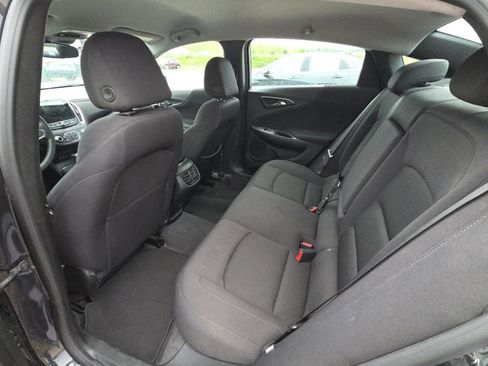 Used 2023 Chevrolet Malibu LT FWD image 13