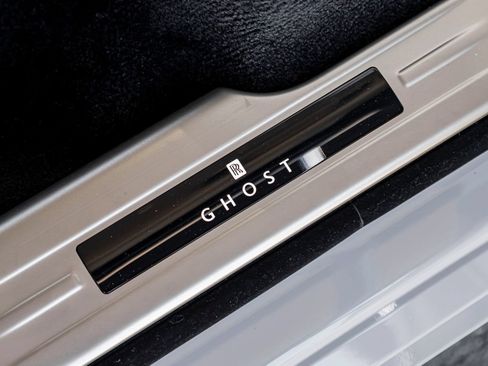 Certified 2024 Rolls-Royce Ghost AWD/4WD image 9