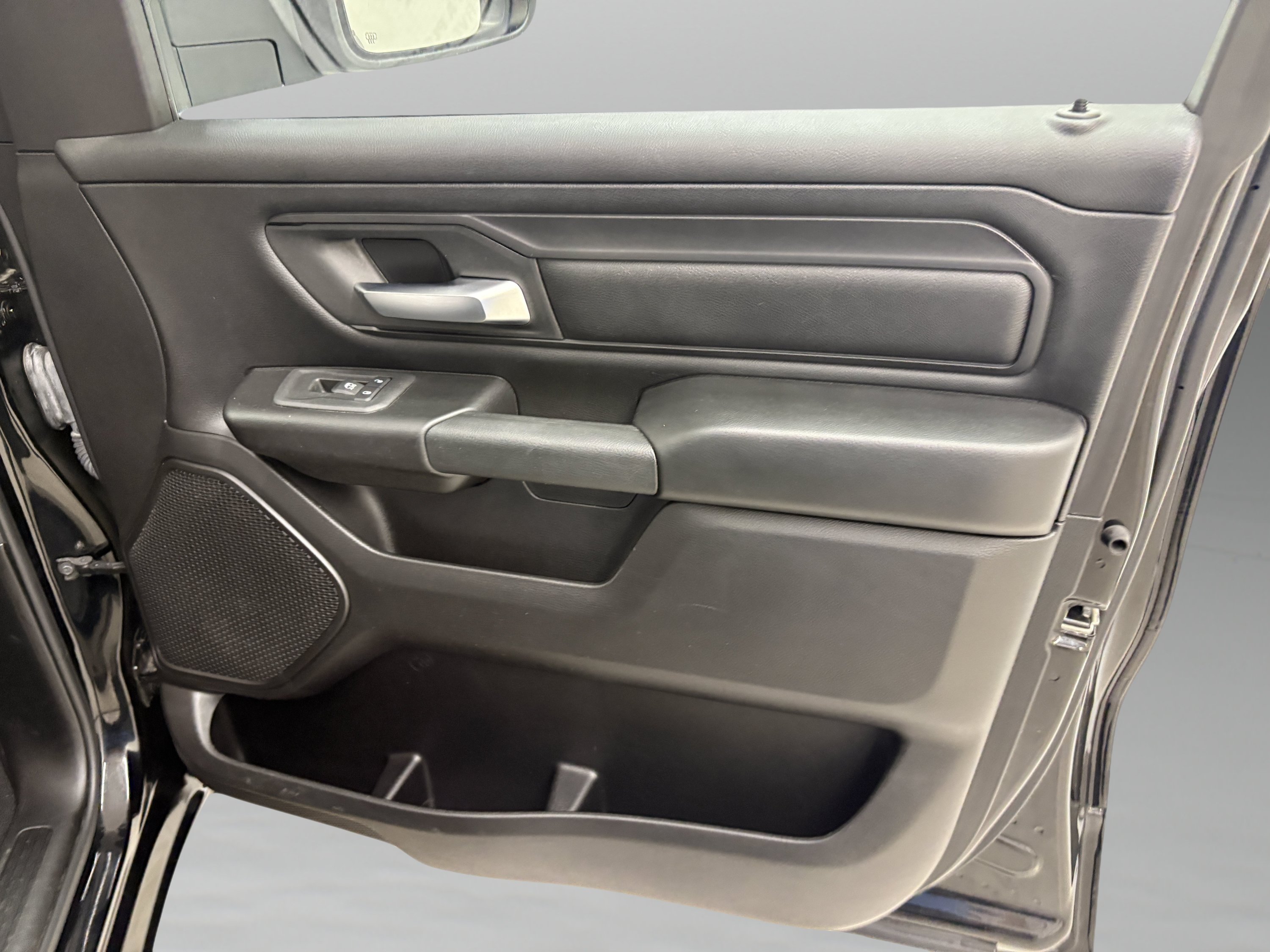 Used 2025 RAM 1500 Tradesman AWD/4WD image 24