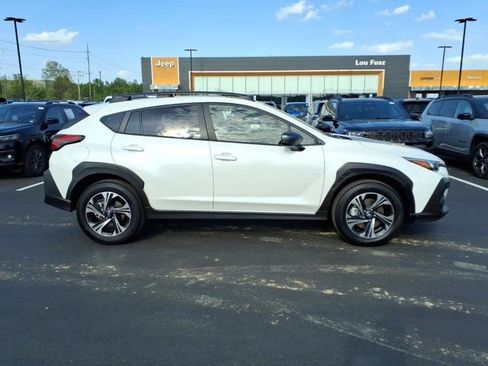 Used 2025 Subaru Crosstrek 2.0i Premium image 28