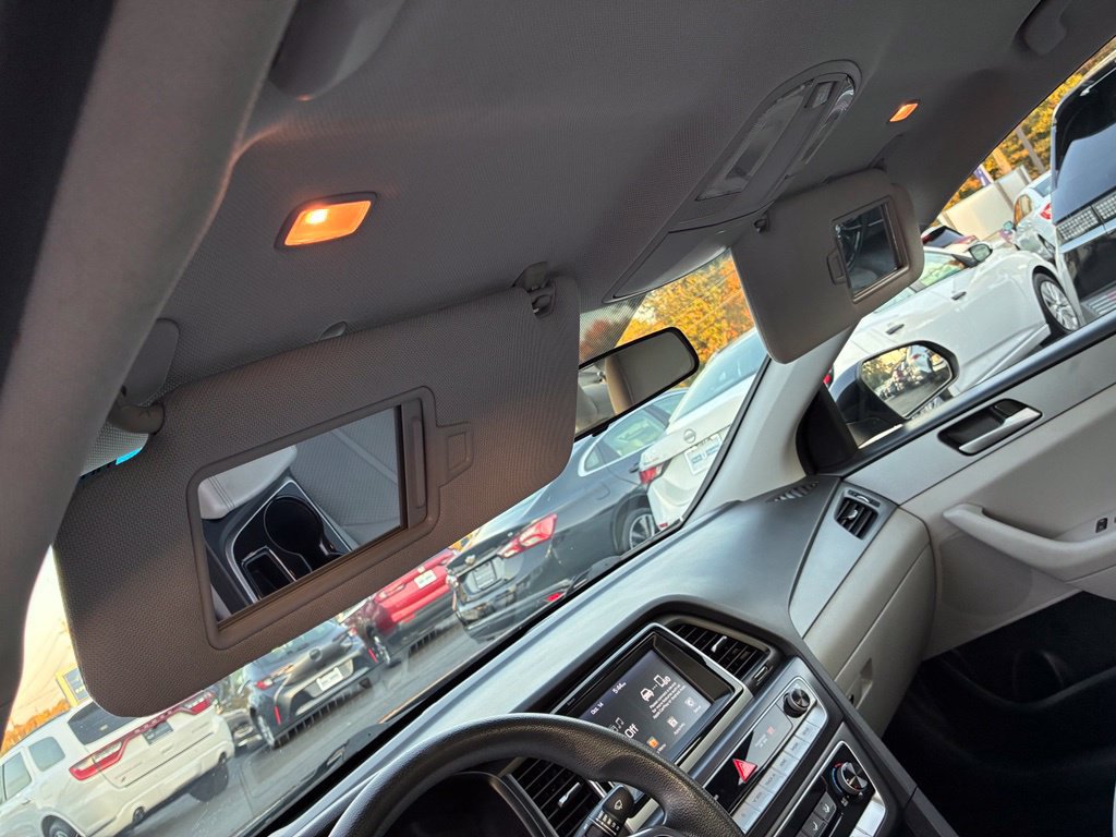 Used 2018 Hyundai Sonata SE FWD image 46