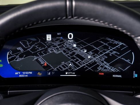 Certified 2025 Porsche Macan Electric image 21