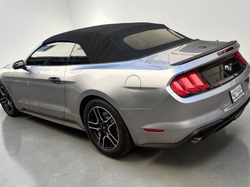Used 2020 Ford Mustang Premium RWD image 11