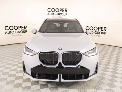 Used 2025 BMW X3 xDrive30i w/ Premium Package AWD/4WD image 10