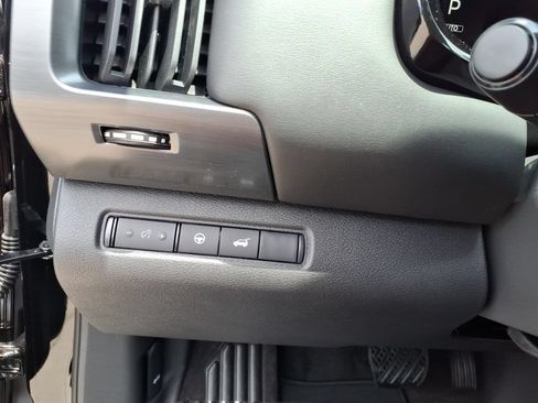New 2026 Nissan Pathfinder SL AWD/4WD image 15