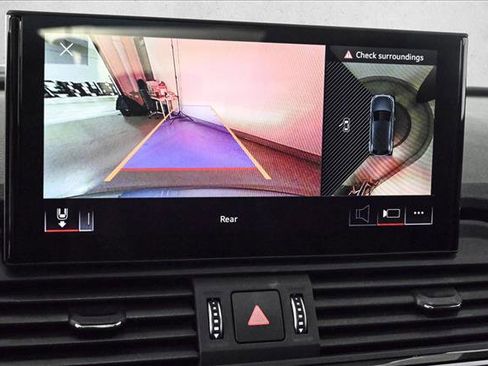 Certified 2025 Audi Q5 2.0T Premium Plus w/ Premium Plus Package image 14