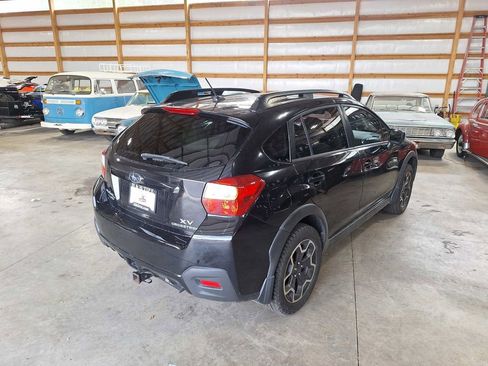 Used 2014 Subaru Crosstrek 2.0i Premium AWD/4WD image 8