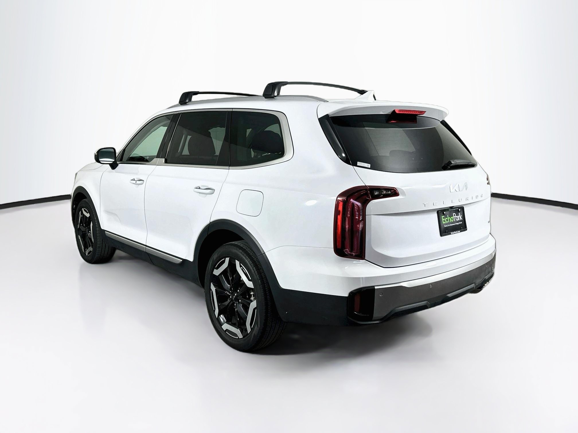 Used 2025 Kia Telluride S AWD/4WD image 5