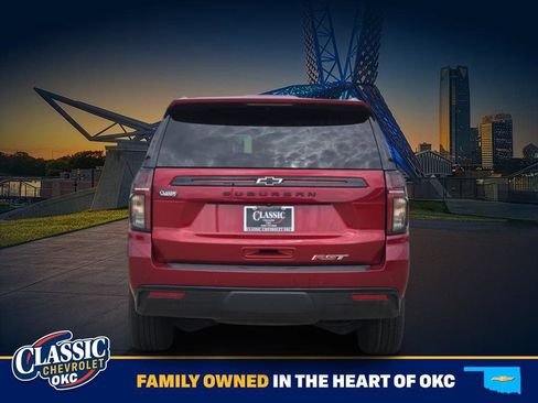 Used 2023 Chevrolet Suburban RST w/ Luxury Package AWD/4WD image 6