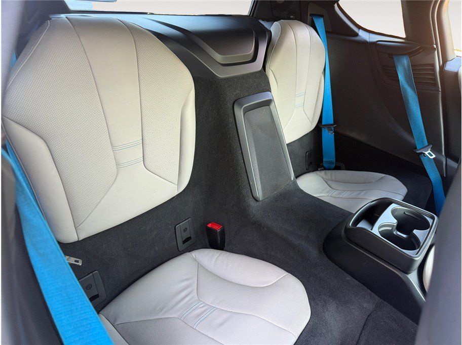 Used 2015 BMW i8 AWD/4WD image 13