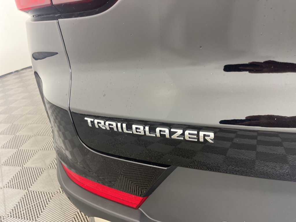 New 2026 Chevrolet TrailBlazer ACTIV w/ Convenience Package FWD image 4