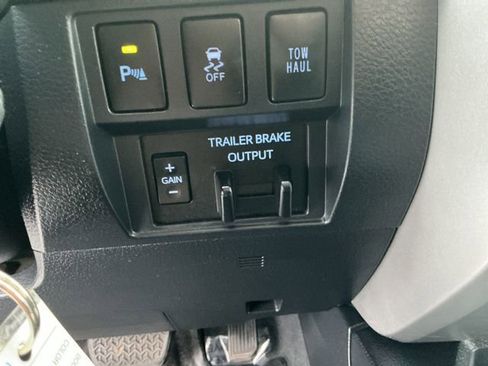 Used 2019 Toyota Tundra SR5 image 34