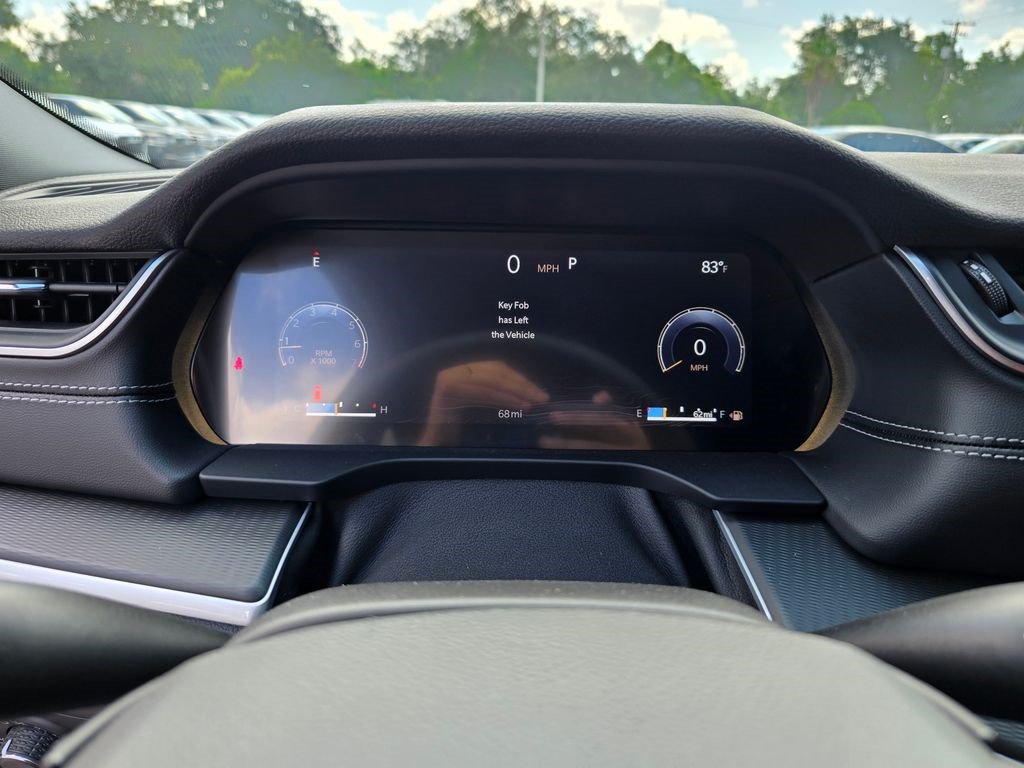 New 2025 Jeep Grand Cherokee Altitude RWD image 20