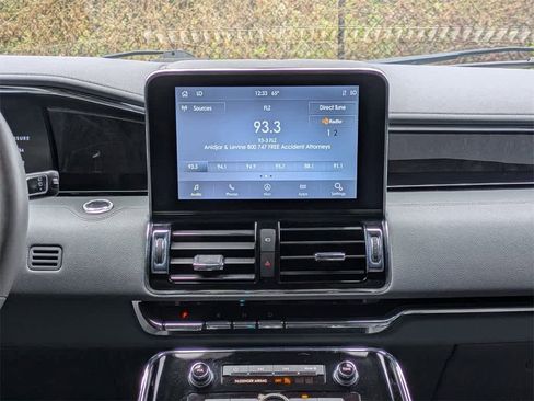 Used 2020 Lincoln Navigator Reserve w/ Luxury Package image 27