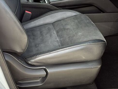 Used 2022 Mitsubishi Outlander SE image 11