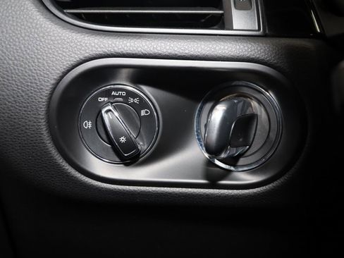 Used 2021 Porsche Macan S image 40