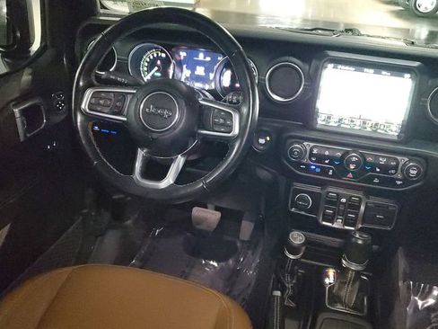 Used 2021 Jeep Wrangler Unlimited Sahara w/ Cold Weather Group image 13