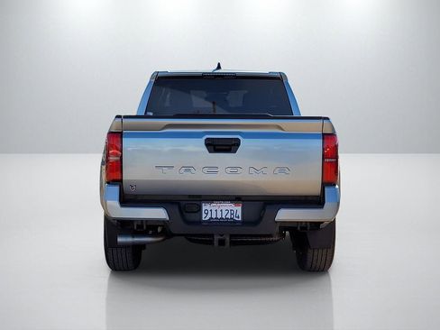 Used 2024 Toyota Tacoma TRD Sport image 5