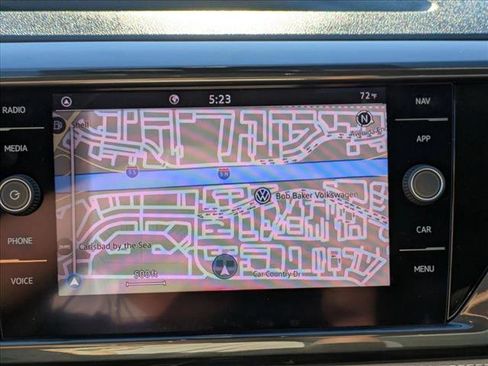 Certified 2022 Volkswagen Taos SEL w/ Panoramic Sunroof Package image 20