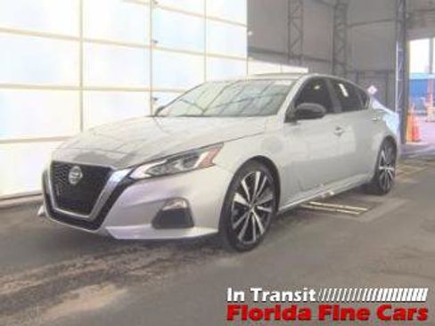 Used 2022 Nissan Altima 2.5 SR FWD image 1