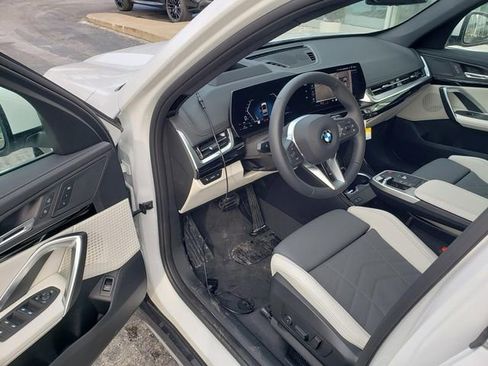 New 2026 BMW X1 xDrive28i w/ Technology Package image 10