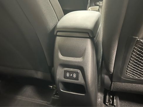 Certified 2026 Hyundai Venue SEL image 23