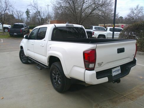 Used 2023 Toyota Tacoma SR5 image 11