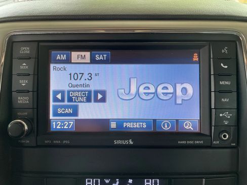 Used 2012 Jeep Grand Cherokee Overland image 18