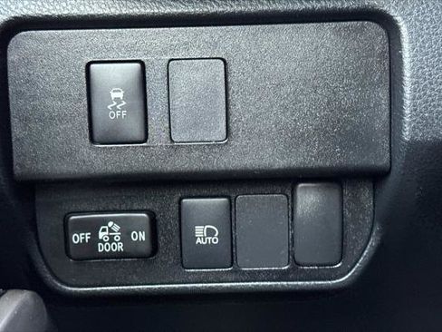 Certified 2022 Toyota Tacoma SR5 w/ Black Out Package (TMS) image 27
