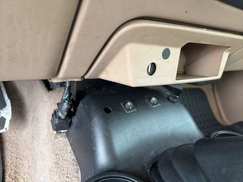 Used 2001 Ford Ranger XLT image 17