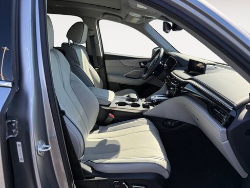 Used 2023 Acura MDX SH-AWD w/ Advance Package image 19