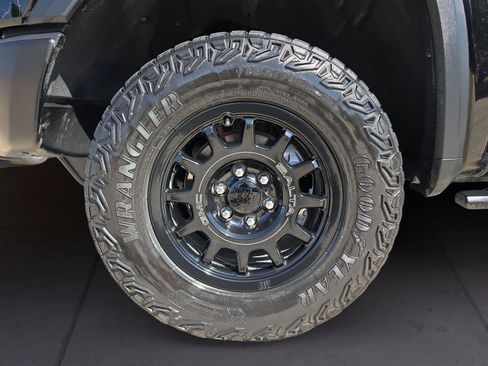 Used 2024 GMC Sierra 1500 AT4X w/ AT4X AEV Edition AWD/4WD image 14
