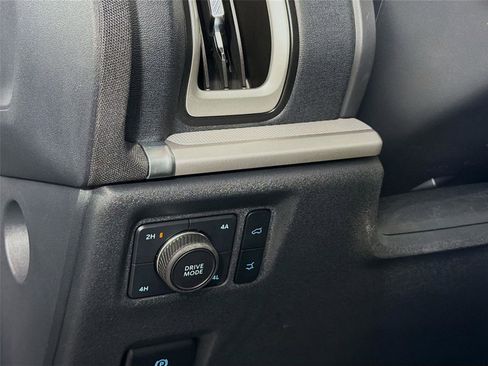 Used 2025 Ford Expedition Max Active AWD/4WD image 10