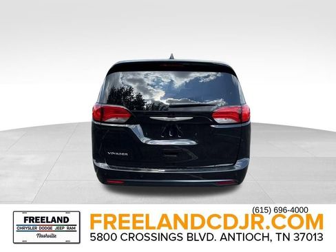 New 2026 Chrysler Voyager LX image 6