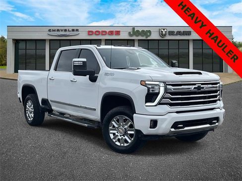 Used 2024 Chevrolet Silverado 3500 High Country w/ High Country Premium Package image 1