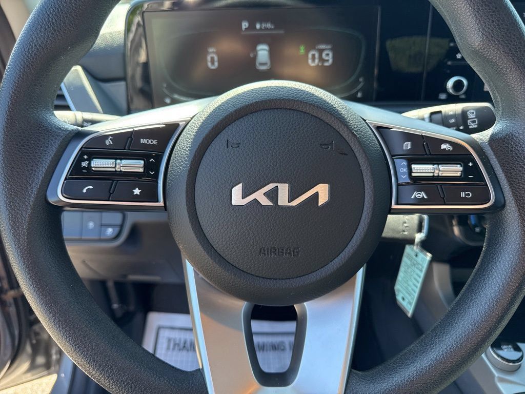 Certified 2024 Kia Seltos LX AWD/4WD image 28