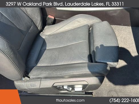 Used 2016 BMW M235i Convertible image 34