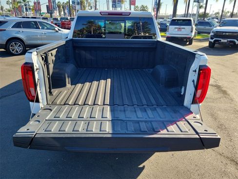 Certified 2022 GMC Sierra 1500 SLT w/ SLT Premium Plus Package image 25