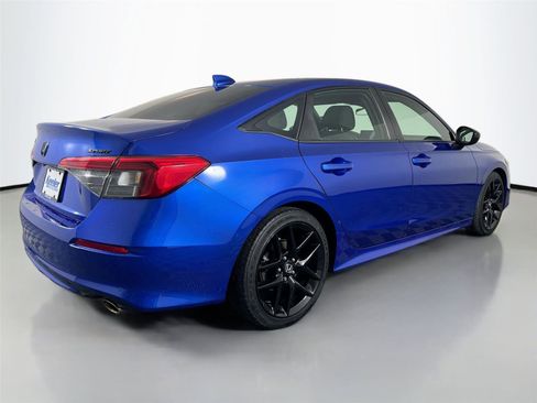 Used 2022 Honda Civic Sport image 6