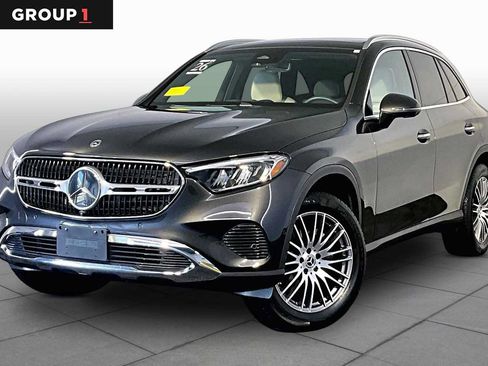 Used 2026 Mercedes-Benz GLC 300 4MATIC image 1