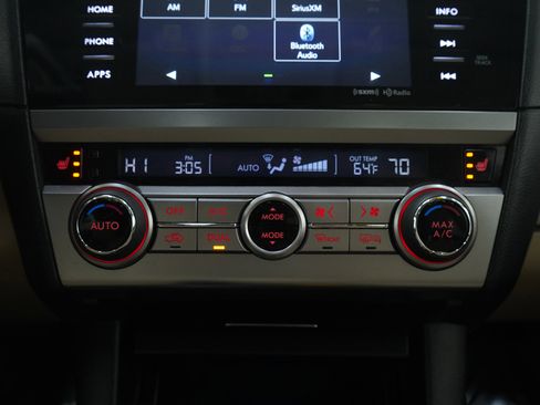 Used 2017 Subaru Outback 2.5i Limited image 27