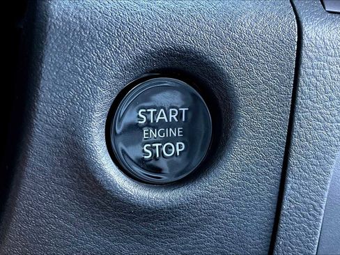 New 2026 Nissan Frontier SV w/ Tow Package image 19