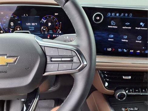 New 2026 Chevrolet Suburban High Country AWD/4WD image 22