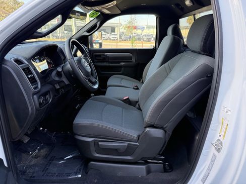 Used 2024 RAM 3500 Tradesman image 17