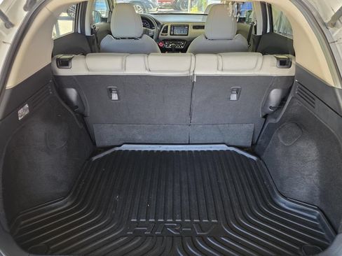 Used 2022 Honda HR-V EX image 12