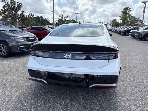 Used 2025 Hyundai Sonata SEL FWD image 5